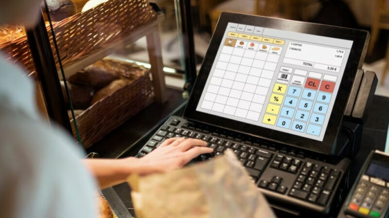 Чеки, накопители и оплата: как выбрать и зарегистрировать контрольно-кассовую технику