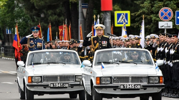 На парад Победы в Новороссийске допустят зрителей