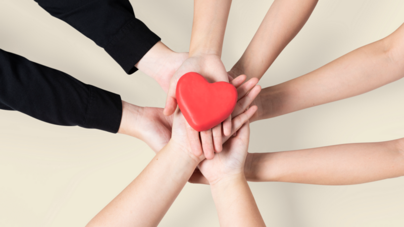 Помощь ближнему: как предпринимателю оформить благотворительные выплаты