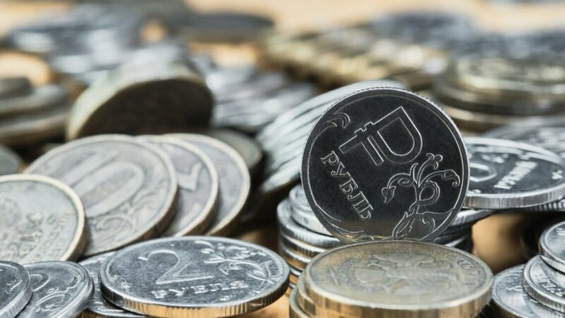 Зарплаты специалистов IT сферы на Дону за 2023 год выросли на 11%