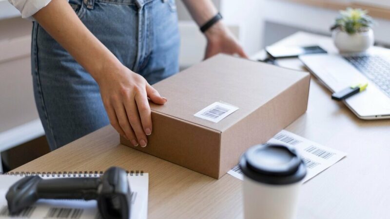 На Кубани провели первый эксперимент с лазерной маркировкой косметики