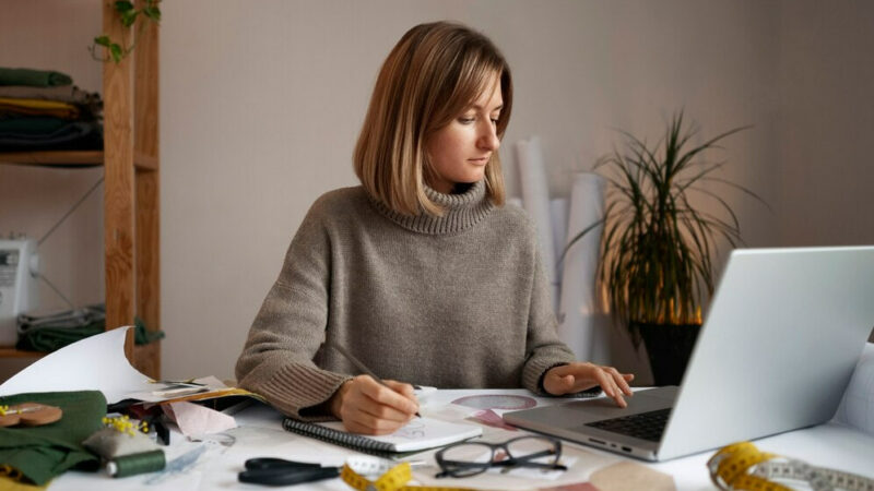 Самозанятые и маркировка: какие товары нельзя продавать плательщикам налога на профдоход