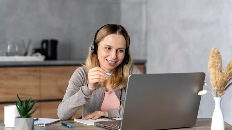 Самыми популярными репетиторами на Дону и на Кубани стали преподаватели английского