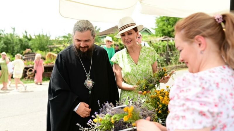 В Старозолотовском с размахом прошел фестиваль «Золотовские купола»