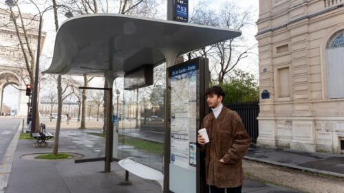 В Ростове объявили конкурс на концессию по 450 «умным» остановкам