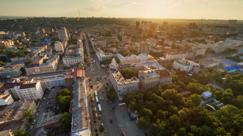 Люди, меняющие города