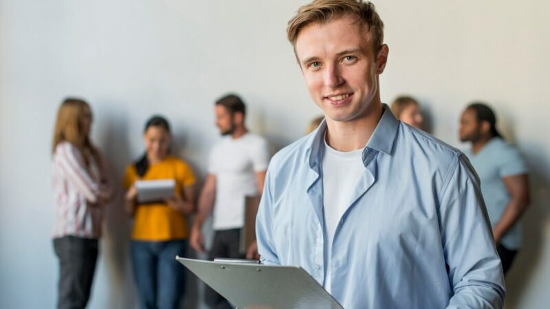 На Дону в 2024 году число вакансий для кандидатов с 14 лет выросло в 1,5 раза