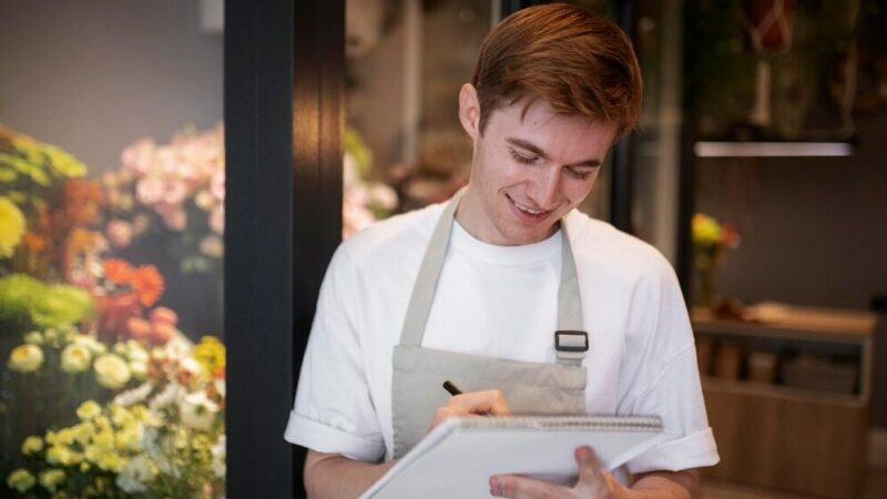 В России на треть вырос спрос на сотрудников до 18 лет