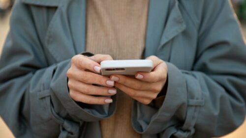 В Минобразования Кубани посоветовали школам не использовать популярные мессенджеры