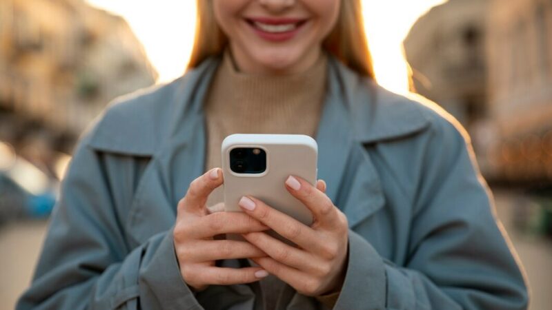 «Мой МТС» и «СберБанк Онлайн» возглавили рейтинг приложений экосистем в РФ