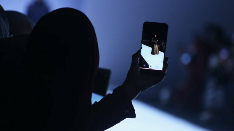 «Русская красота», трансформация и 90-е: что представят южные дизайнеры на Московской неделе моды