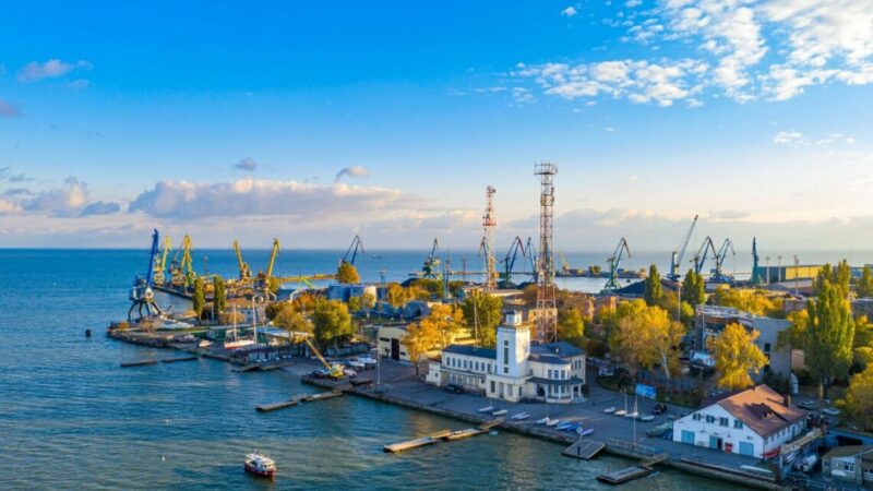 Главой администрации Таганрога избрали Светлану Камбулову