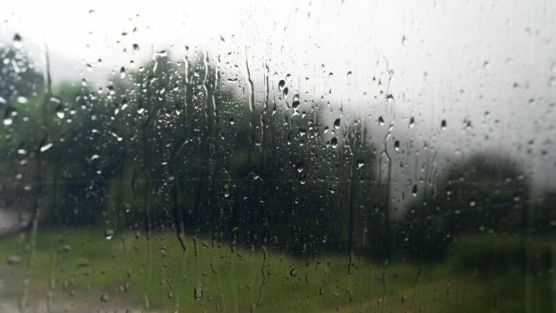 В Таганроге непогода продержится до 6 ноября
