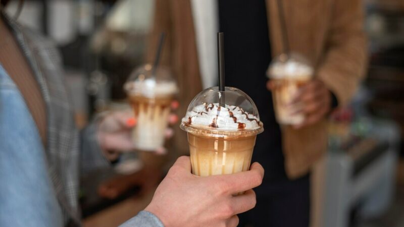В Краснодарском крае кофе в кафе подорожал на 13% за год