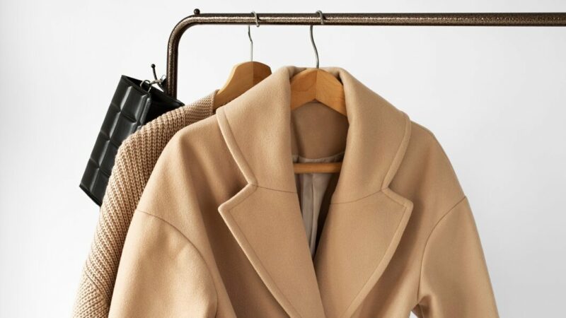 На Кубани в 2024 году число производителей пальто выросло на 60%