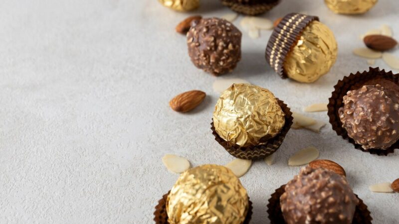 На Дону стоимость коробки шоколадных конфет увеличилась на 13% в 2024г.