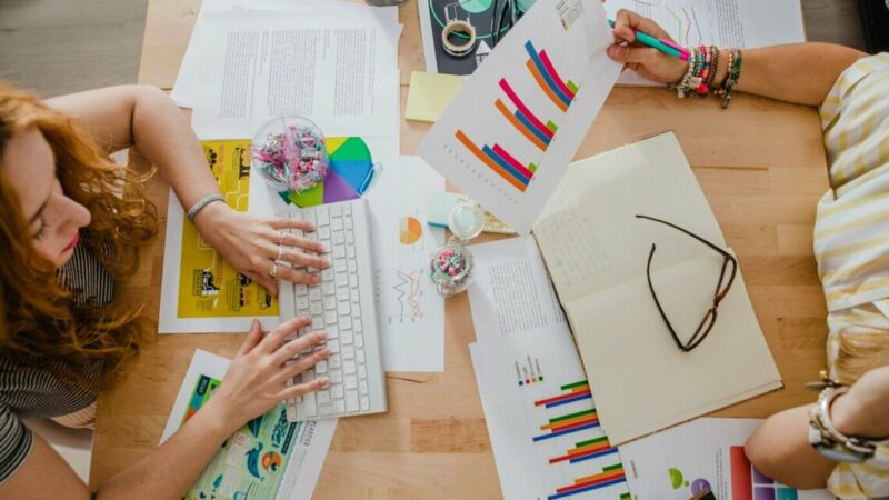 Важные элементы PR-стратегии: как бизнесу выделяться в 2025 году