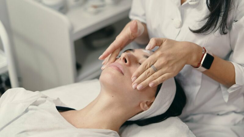 Спрос на косметологов в Краснодарском крае в 2024 г увеличился на 30%