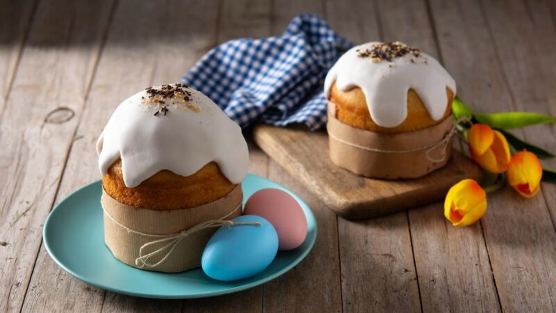 Вкусные и ароматные: рецепты пасхальных куличей от шеф-поваров Юга