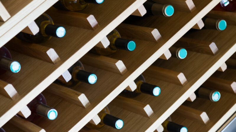 Как хранить вино дома: практические советы экспертов