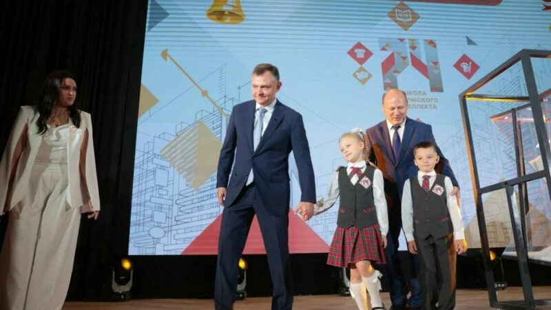 В микрорайоне Суворовский в Ростове открыли школу №74