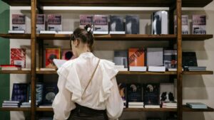 Один маленький, но гордый книжный: на чем зарабатывают независимые книжные Ростова и Краснодара