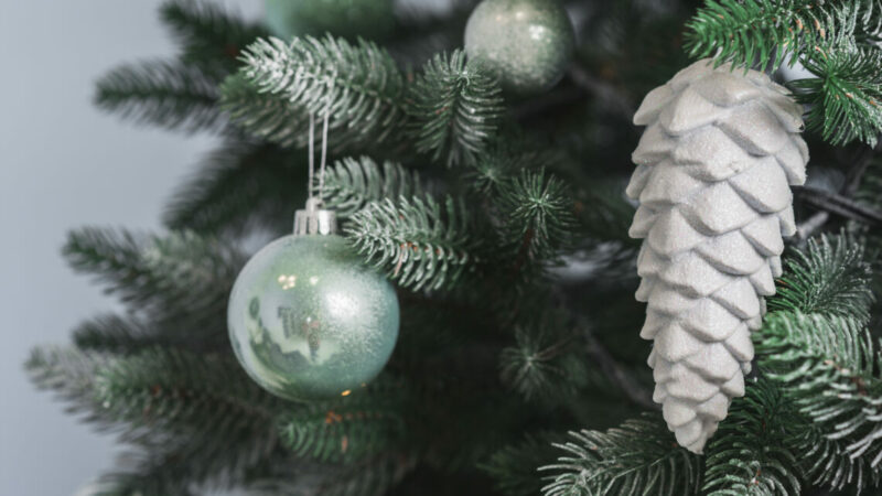 Спрос на искусственные ели на Дону вырос на 12% в 2025 году