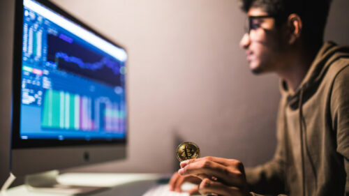 В Ростовской области выросли зарплаты и число вакансий для удаленщиков