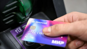 Карта «120 дней на максимум» Уралсиба вошла в Топ-5 кредитных карт для снятия наличных