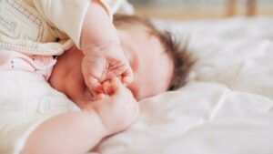 Путь к родительству: врачи развеяли мифы об ЭКО