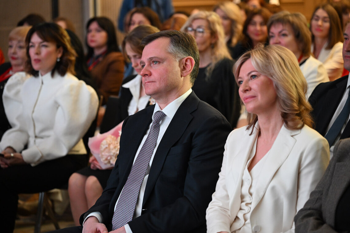 Форум «Женщины Дона — душа региона» объединил более тысячи женщин-лидеров