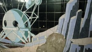 Часть мозаики в подземном переходе на Кировском в Ростове «самовольно обрушилась»