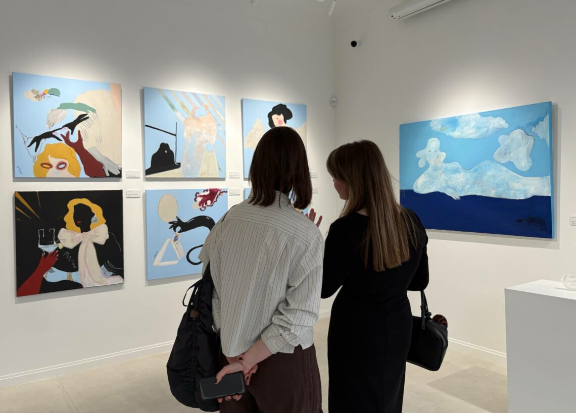 В Ростове открылась выставка современного искусства «Переменная облачность»