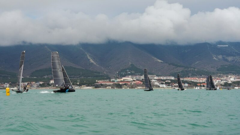 Регата Кубок Рундука на фойлах в Геленджике