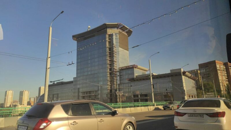 Власти Ростова не планируют заниматься недостроенным отелем «Шератон»