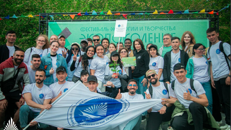 В Ботсаду ЮФУ прошли субботник, экофестиваль и праздник студенческих семей