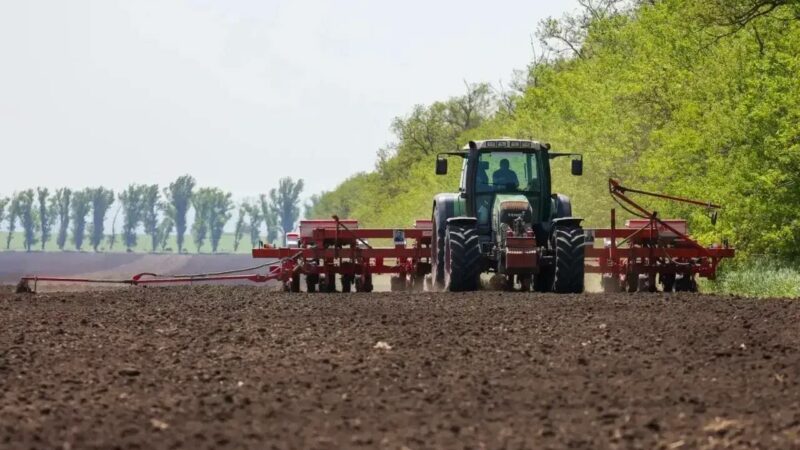 Яровой сев в Ростовской области выполнен на 57% от плана