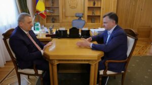 Донской губернатор провел встречу со своим советником Сергеем Медведевым
