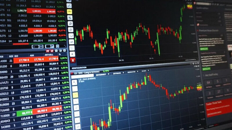 ВТБ Капитал Инвестиции продолжает дарить акции за прохождение обучающего курса