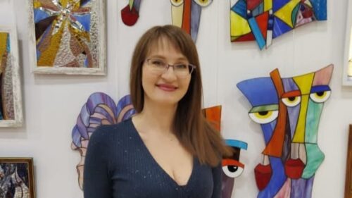 «Не думала, что на такой мелочи можно зарабатывать» — как дизайнер из Краснодара запустила свой бренд украшений