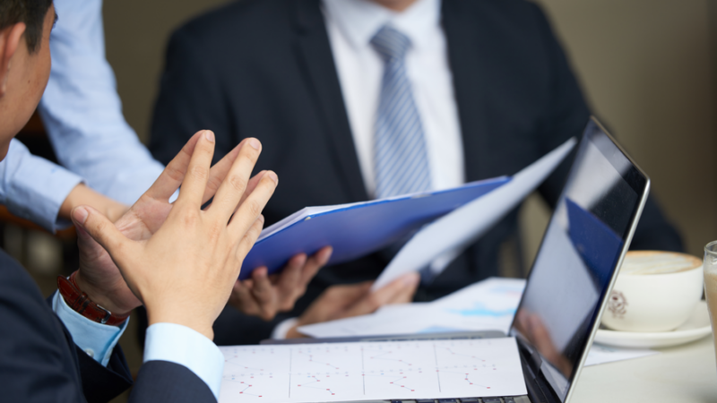 Просчитать наперед: как минимизировать риски при работе с контрагентами