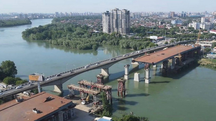 Новый Яблоновский мост в Краснодаре готов на 60%