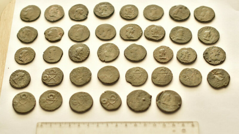 На Кубани на месте реконструкции дороги нашли античные монеты