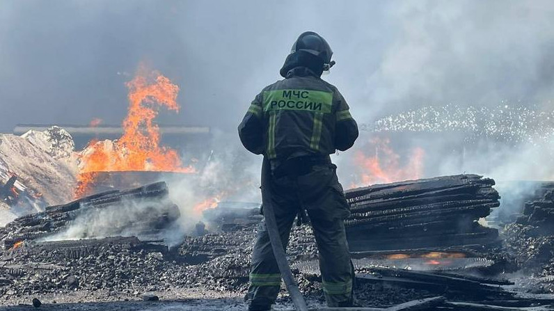 В порту Новороссийска ликвидировали открытое горение на площади 1,3 тыс. кв. метров