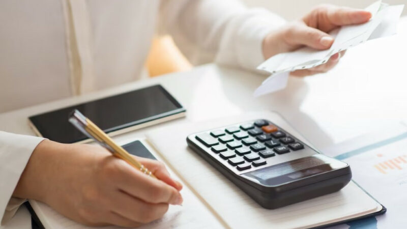 Как предпринимателям оформить налоговый вычет в 2023 году