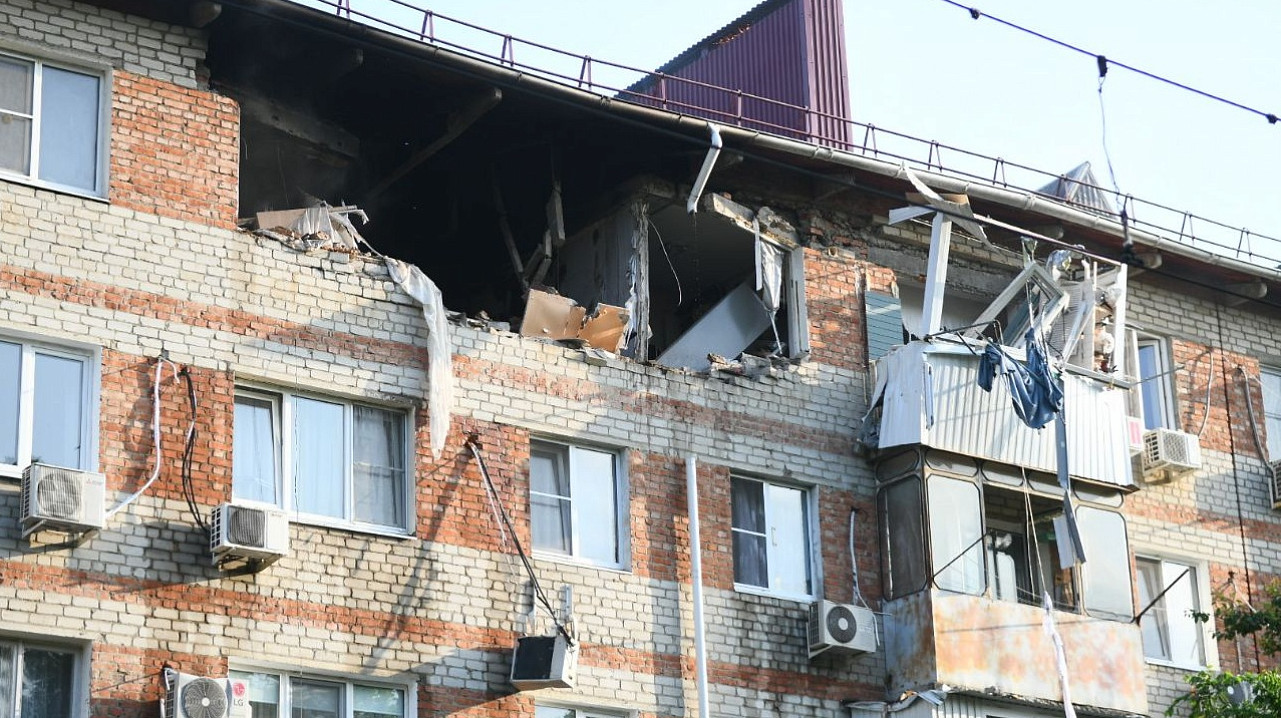 В Краснодаре из-за хлопка газа в жилом доме эвакуировали 45 человек