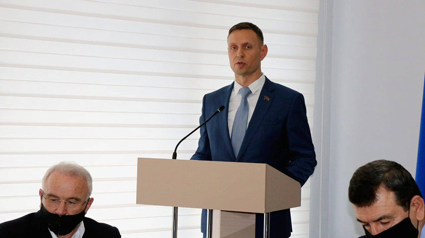 Мэром Новороссийска стал депутат Андрей Кравченко