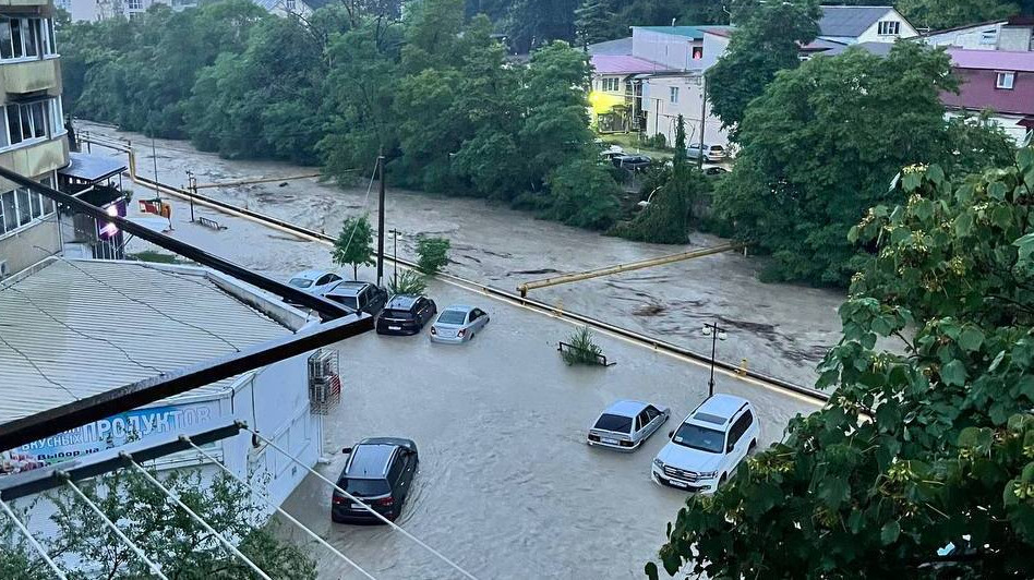 Циклон прошелся: в западных районах Кубани за ночь выпало 1,5 нормы осадков