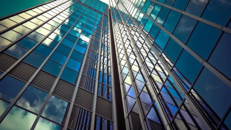 Коммерческая недвижимость: инвестировать или нет