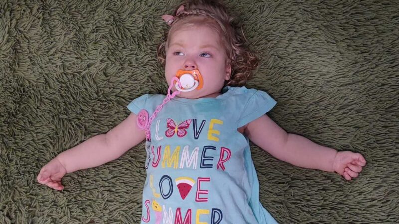 Русфонд собирает средства для помощи 1,5-годовалой Насте Грауэр